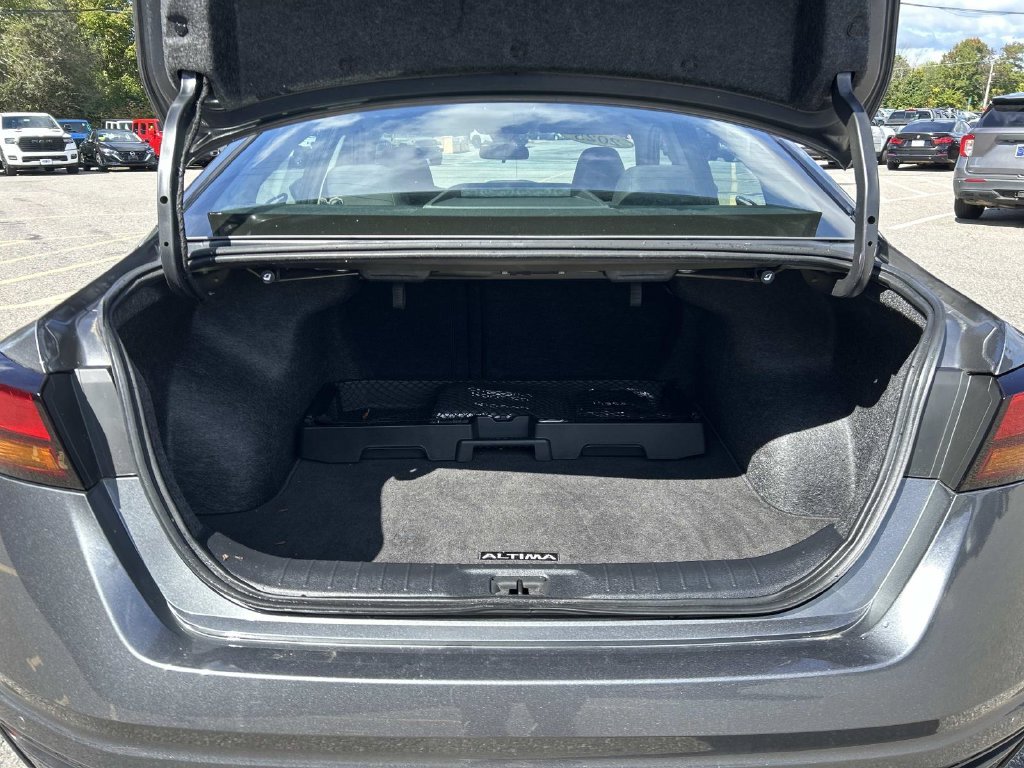 Used 2025 Gray Nissan 2.5 SV image 11