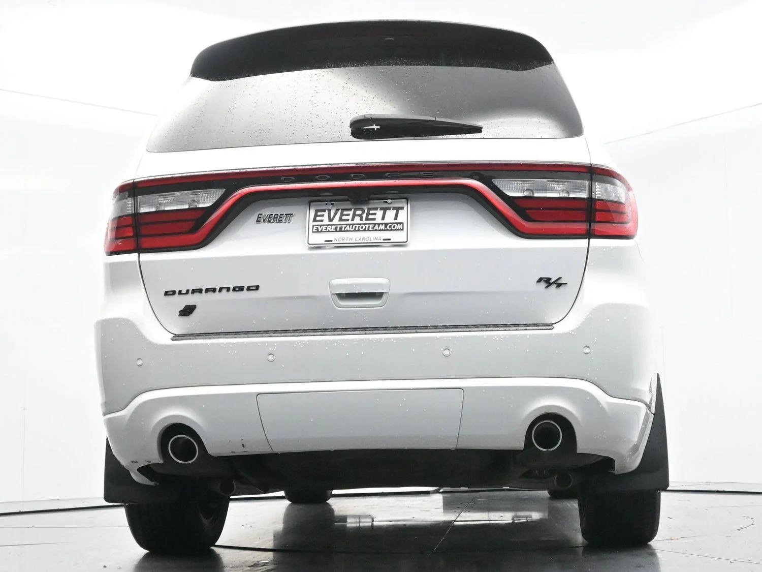 Used 2022 White Knuckle Clearcoat Dodge R/T Plus image 55