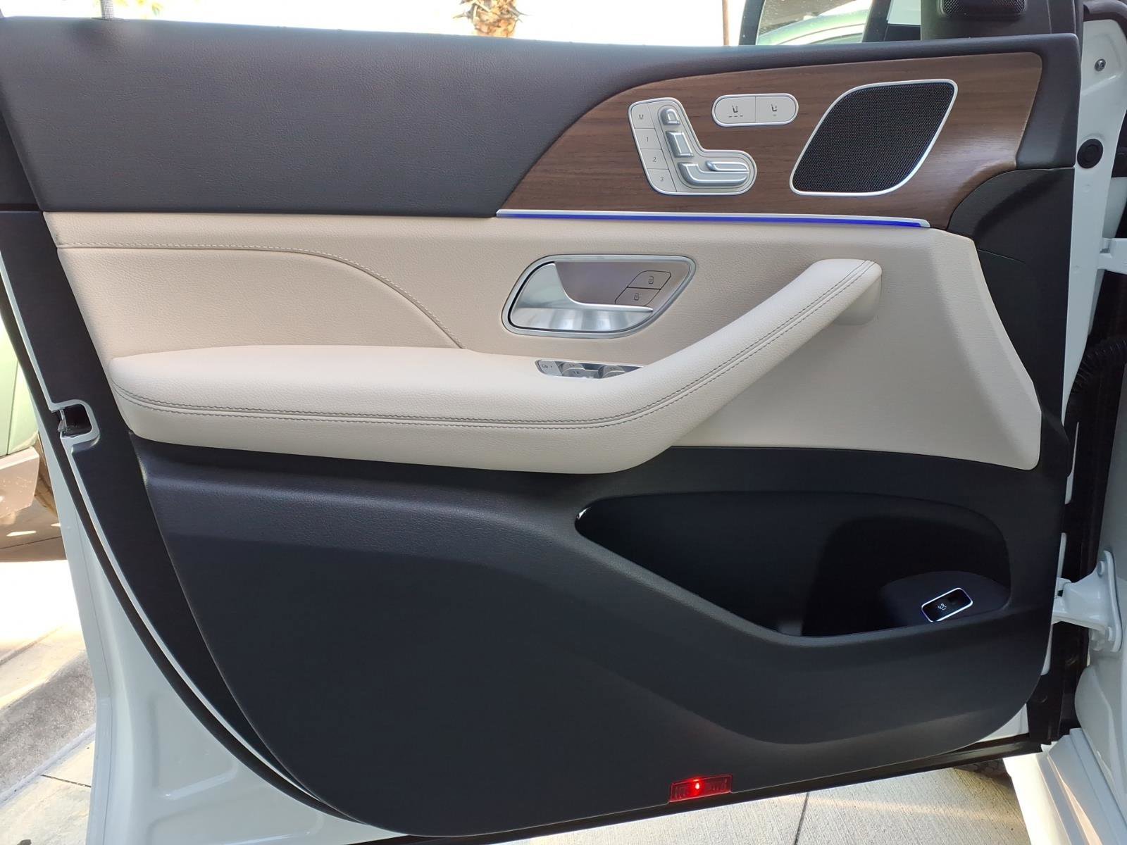 New 2026 Polar White Mercedes-Benz 450 image 12