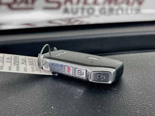 Used 2023 White Kia X-Line image 12