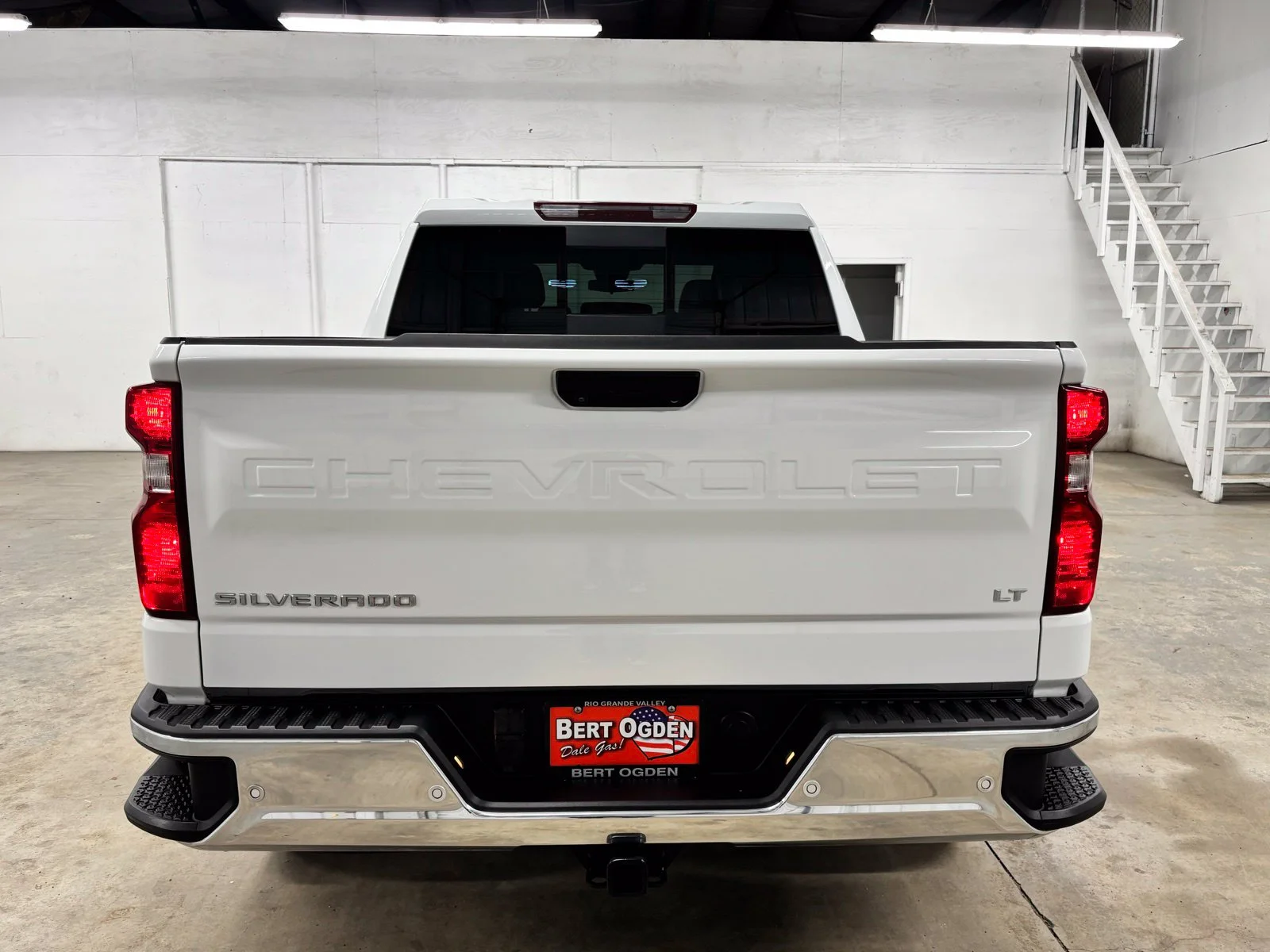 Used 2026 White Chevrolet LT image 6