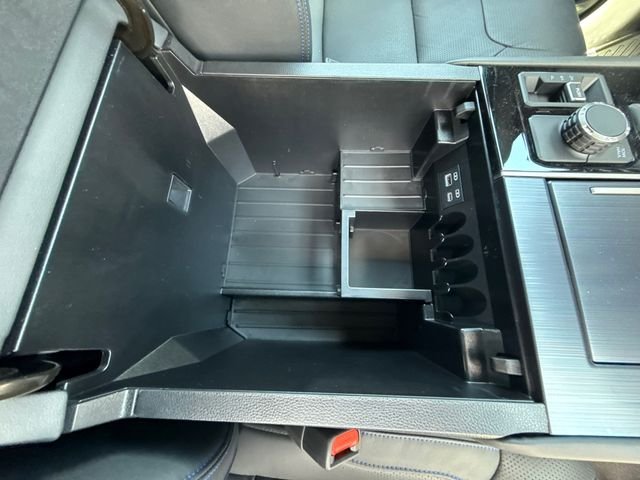 2026 Toyota Tundra Platinum - Photo 16