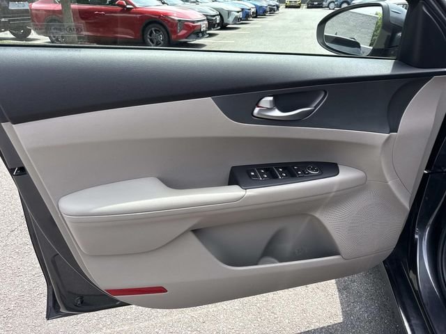 Used 2021 Gray Kia LXS image 25