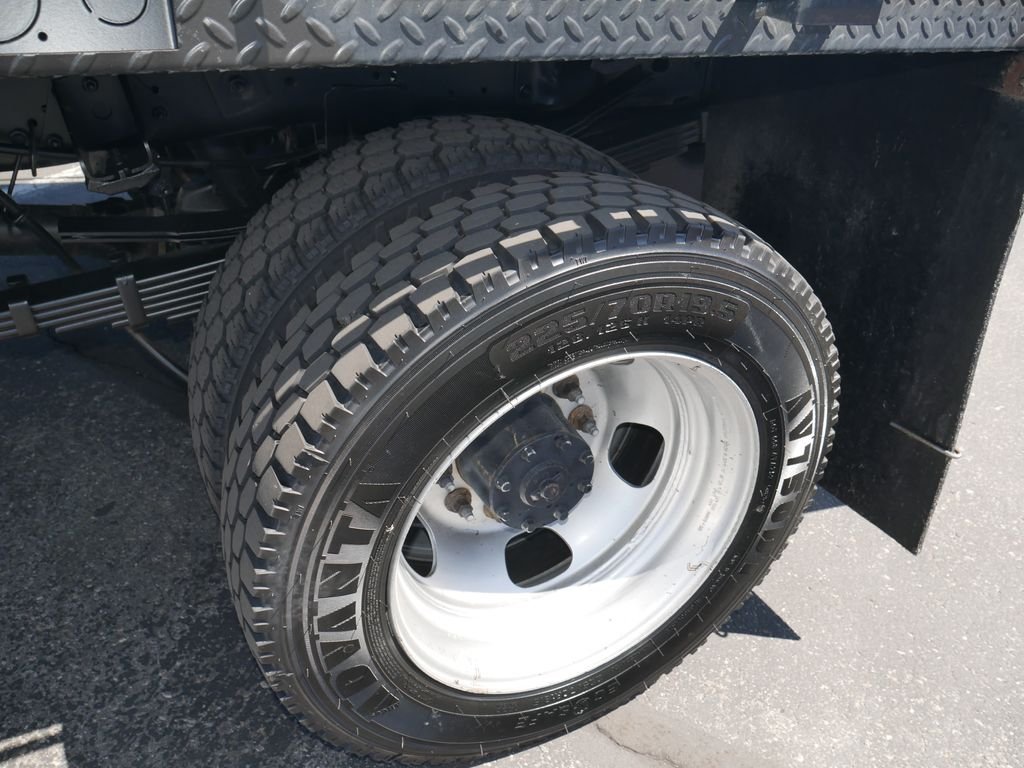 Used 2024 White Ram SLT image 17