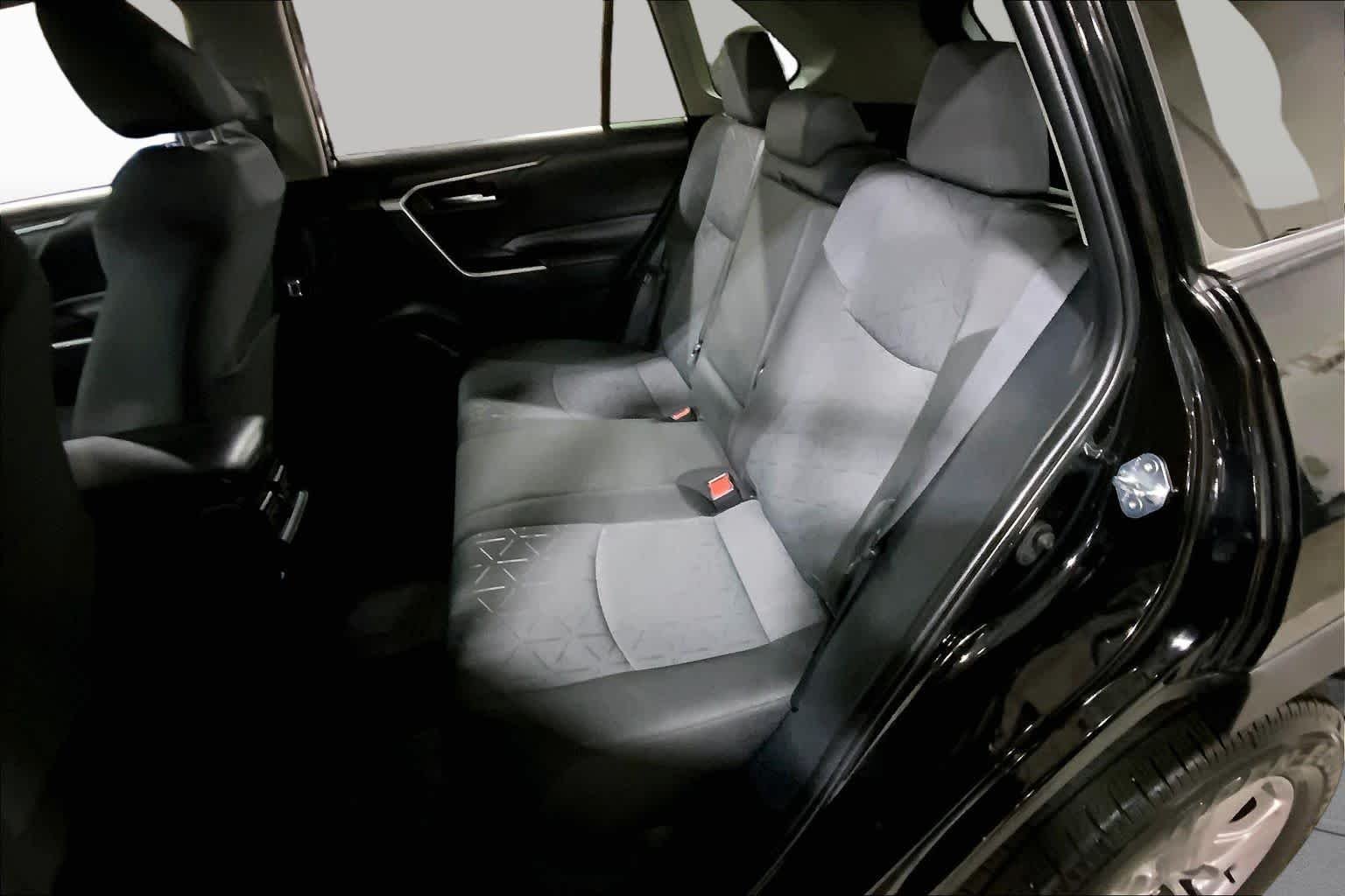 Used 2025 Midnight Black Metallic Toyota XLE image 21