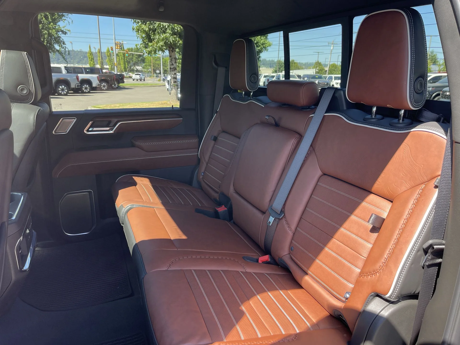 2025 GMC Sierra 3500HD Denali Ultimate - Photo 62
