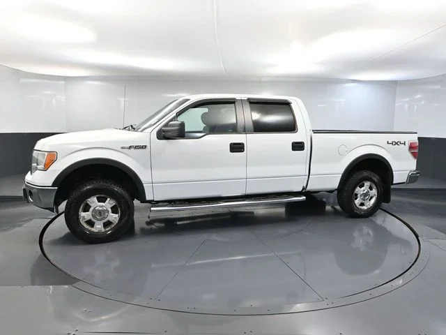Used 2014 White Ford XLT image 9
