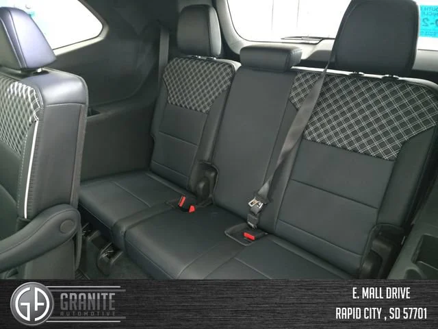 2026 GMC Acadia Denali - Photo 37