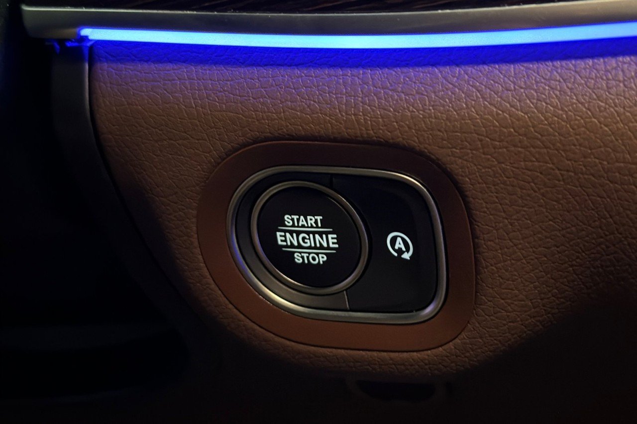 New 2026 Obsidian Black Metallic Mercedes-Benz GLS 450 4MATIC® SUV image 23