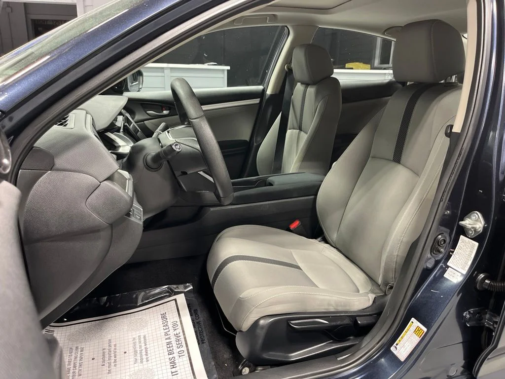 Certified Used 2017  Honda EX-T image 12