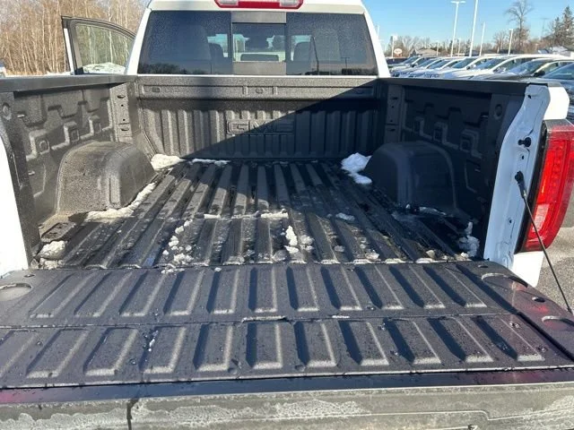 New 2026 Glacier White Tricoat GMC SLT image 25