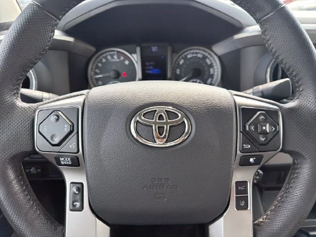 Used 2019 Red Toyota SR5 image 29