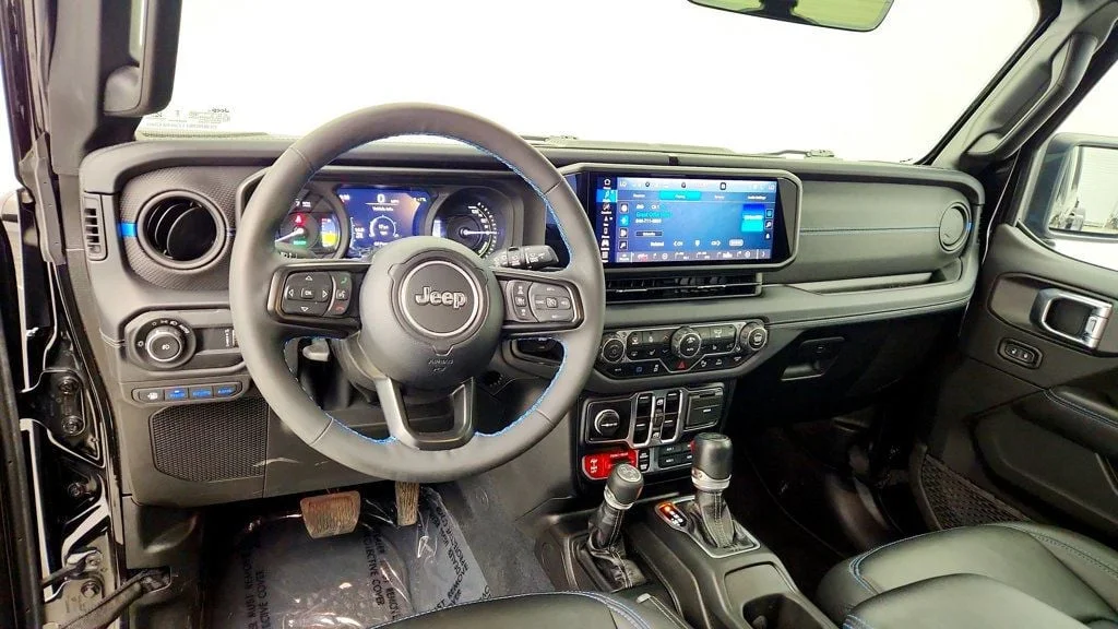 Used 2024 Black Clearcoat Jeep Rubicon X 4x4 image 12