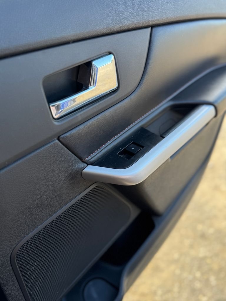 Used 2014 Blue Metallic Ford SEL image 36