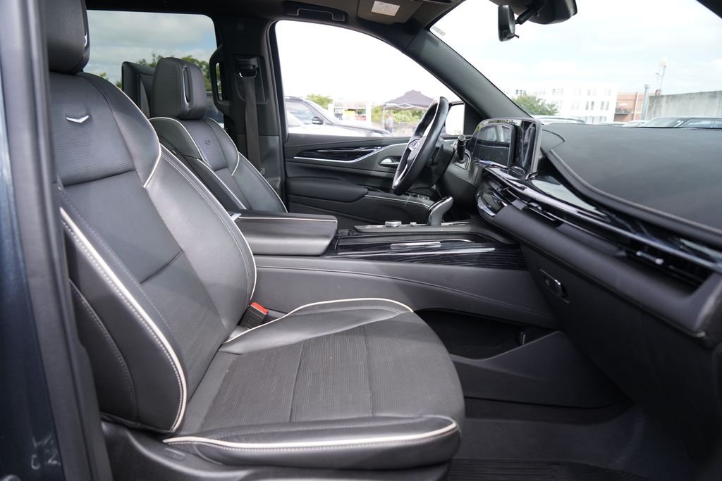 Used 2021 Gray Cadillac Sport image 21