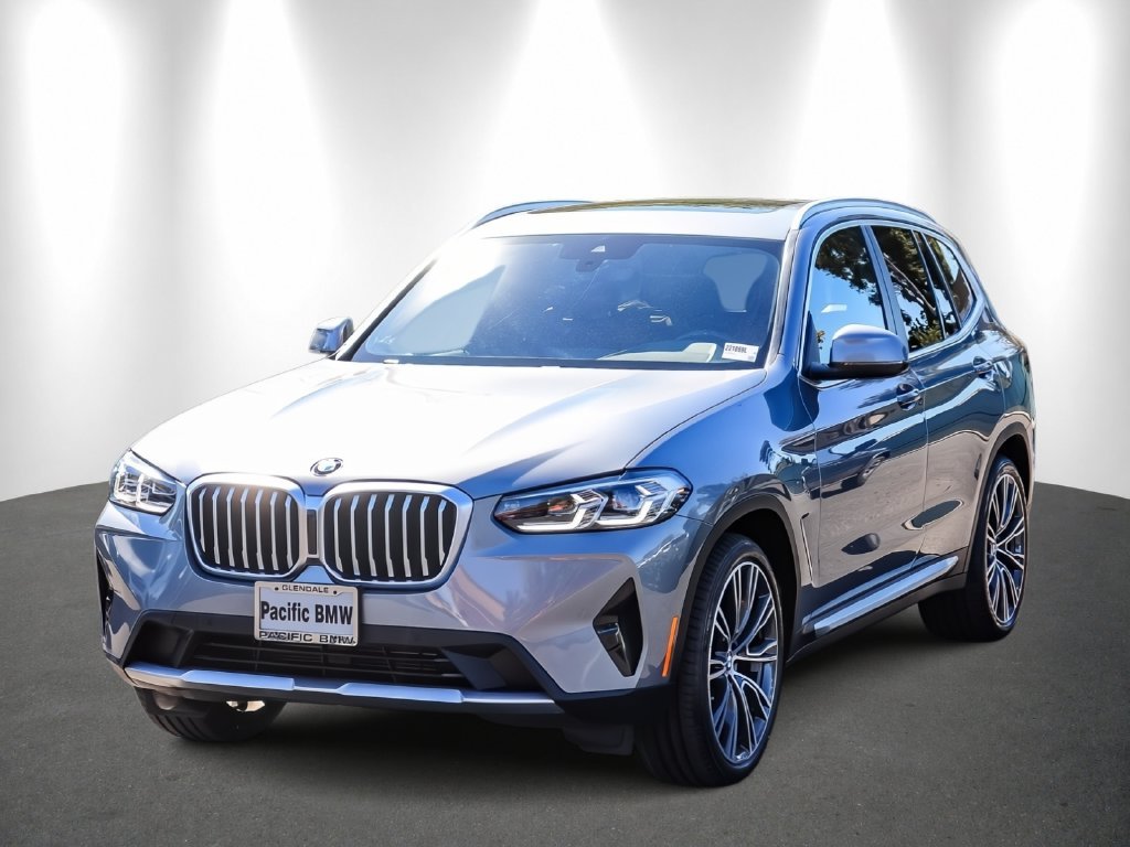 2023 BMW X3 photo 3