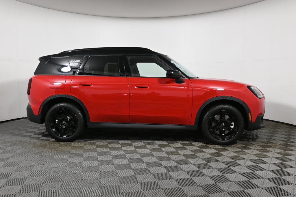 Used 2026 Red MINI  image 8