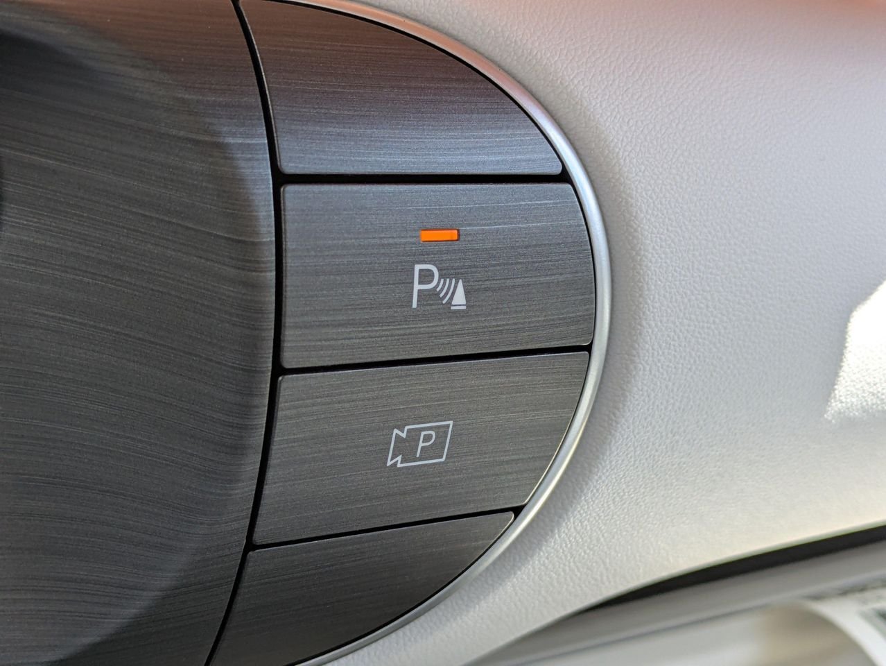 New 2027 Pacific Sapphire Pearl Hyundai SEL FWD image 38