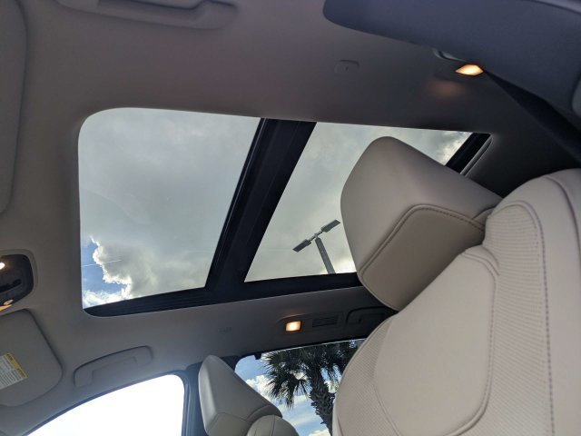 Used 2025 Blue INFINITI LUXE image 22