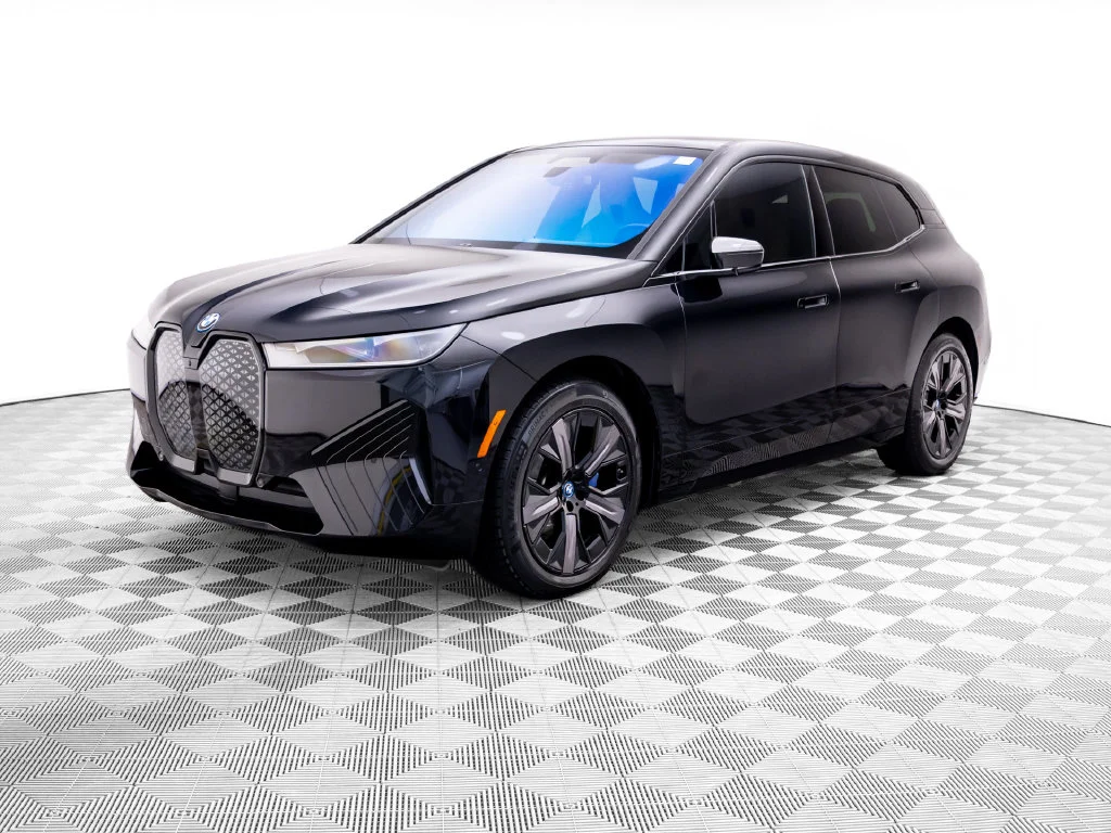 2024 BMW iX
