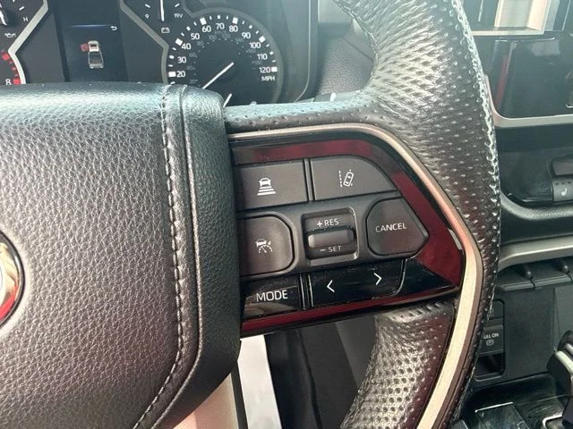 Used 2024  Toyota SR5 image 34