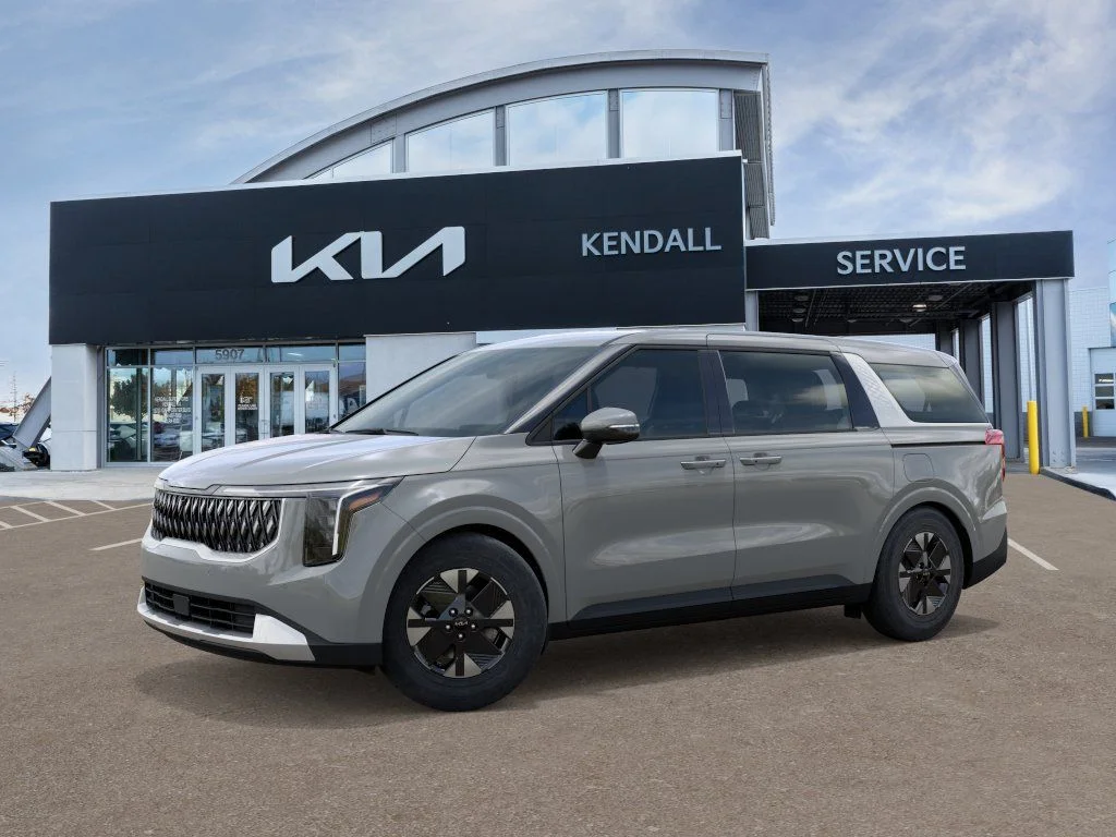 New 2027 White Kia LXS image 3