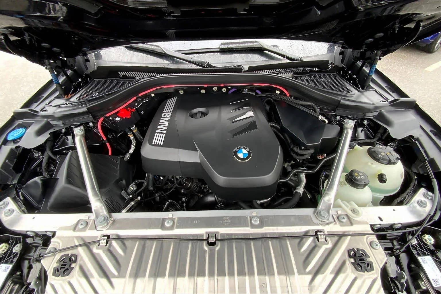 New 2026 Black Sapphire Metallic BMW 30 xDrive image 16