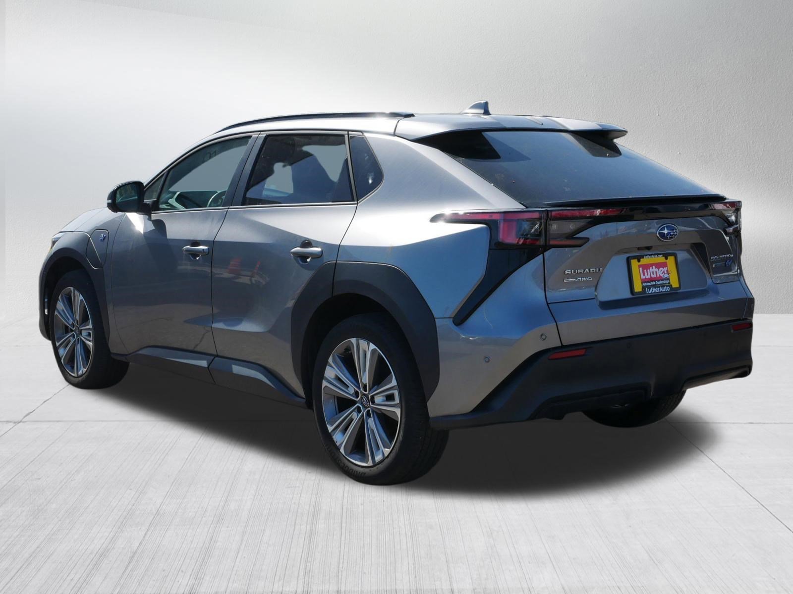 Used 2023 Smoked Carbon Subaru Limited image 5