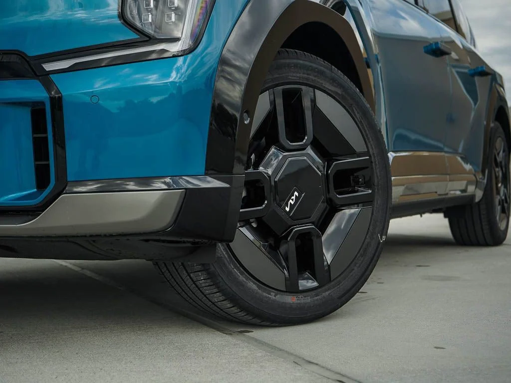 New 2026 Ocean Blue Kia GT-Line AWD image 6