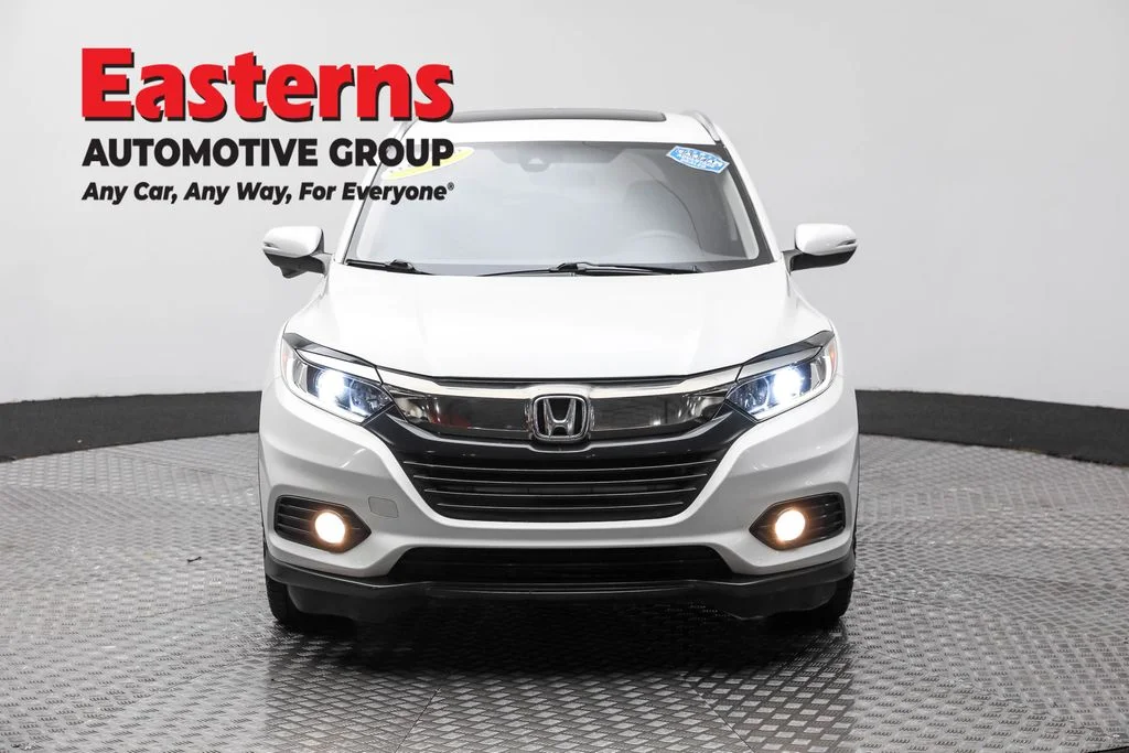 Used 2021 White Honda EX image 2