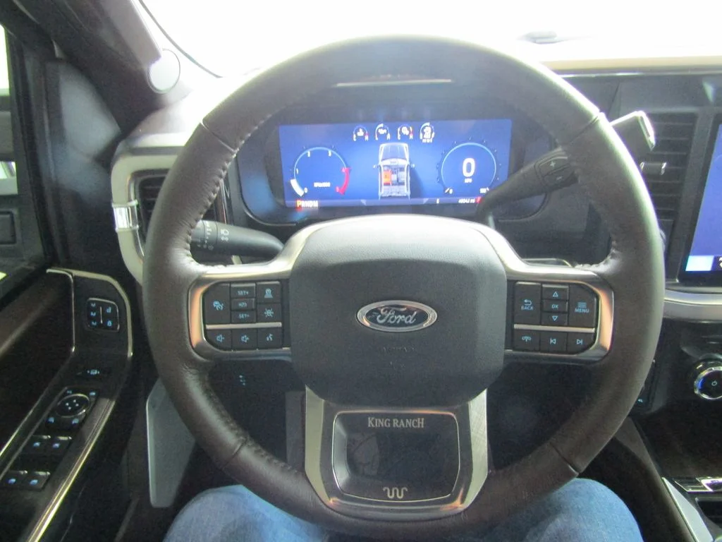 Used 2026  Ford King Ranch image 30