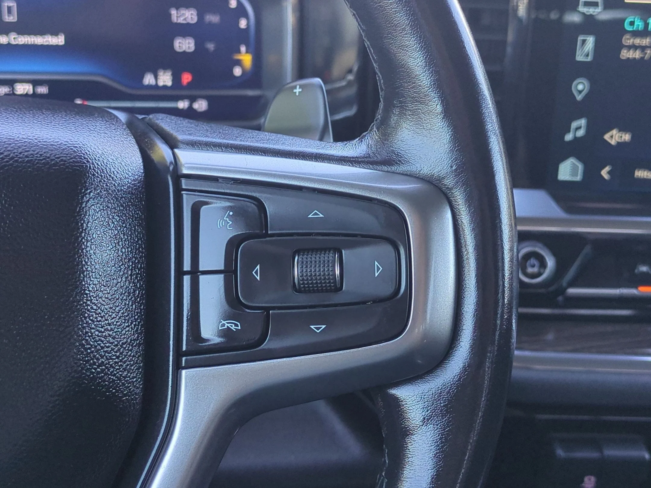 Used 2022 Black Chevrolet RST image 18