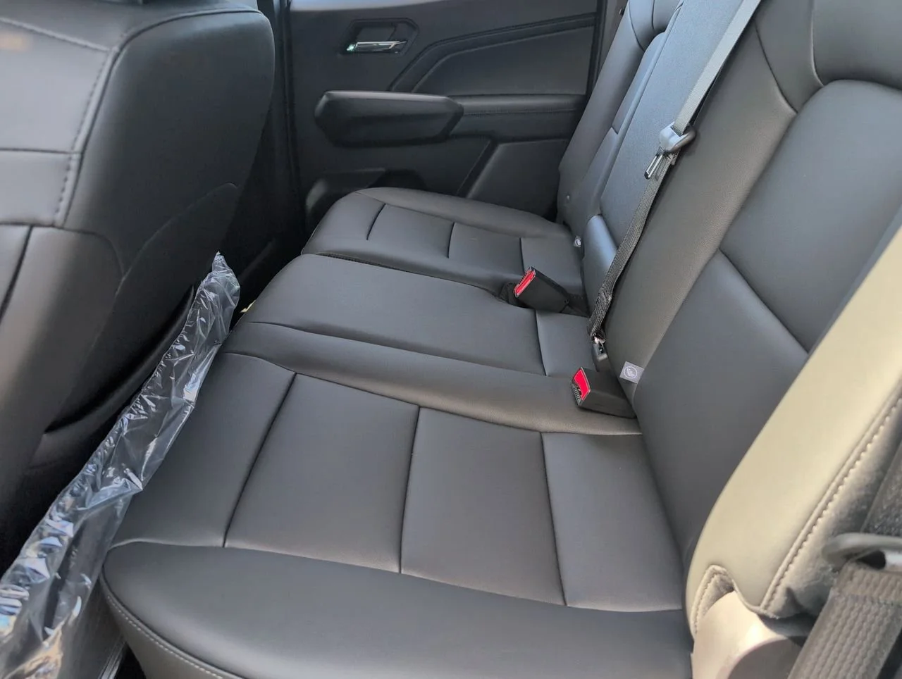 New 2026 Sterling Metallic GMC Elevation image 23