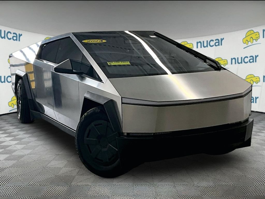 2024 Tesla Cybertruck All-Wheel Drive's photo