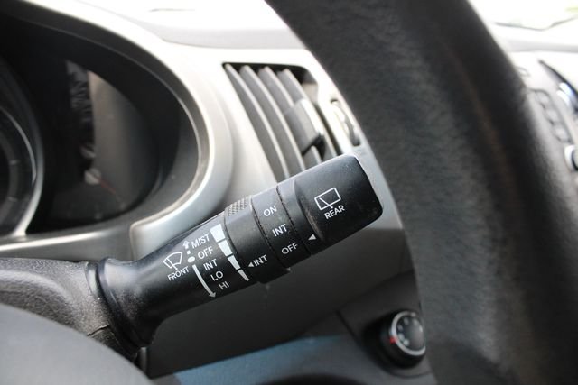 Used 2014 Silver Kia LX image 12