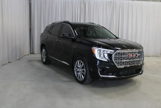 Used 2023 Black GMC Denali image 28