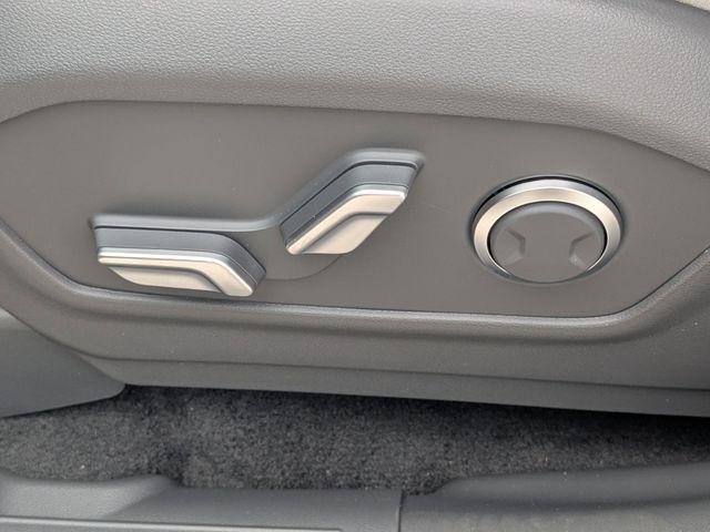 New 2026 Silver Hyundai SEL FWD image 22