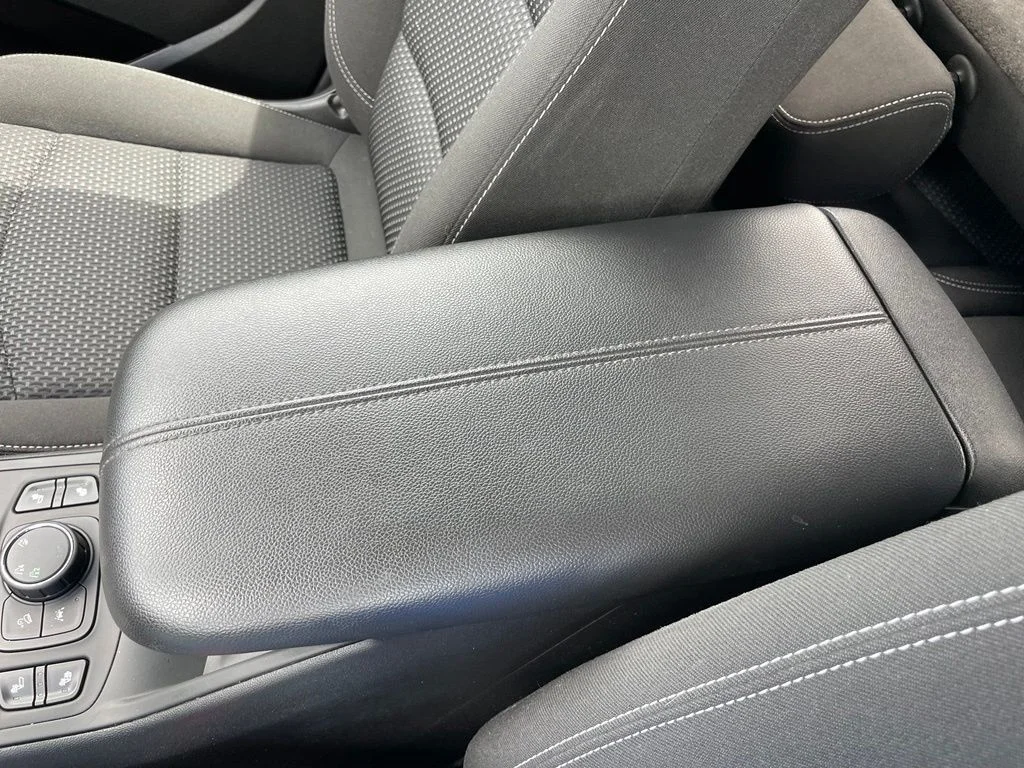 Used 2022 Cayenne Red Tintcoat GMC SLE image 44