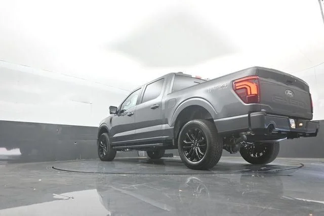 New 2026 Gray Ford Lariat image 39