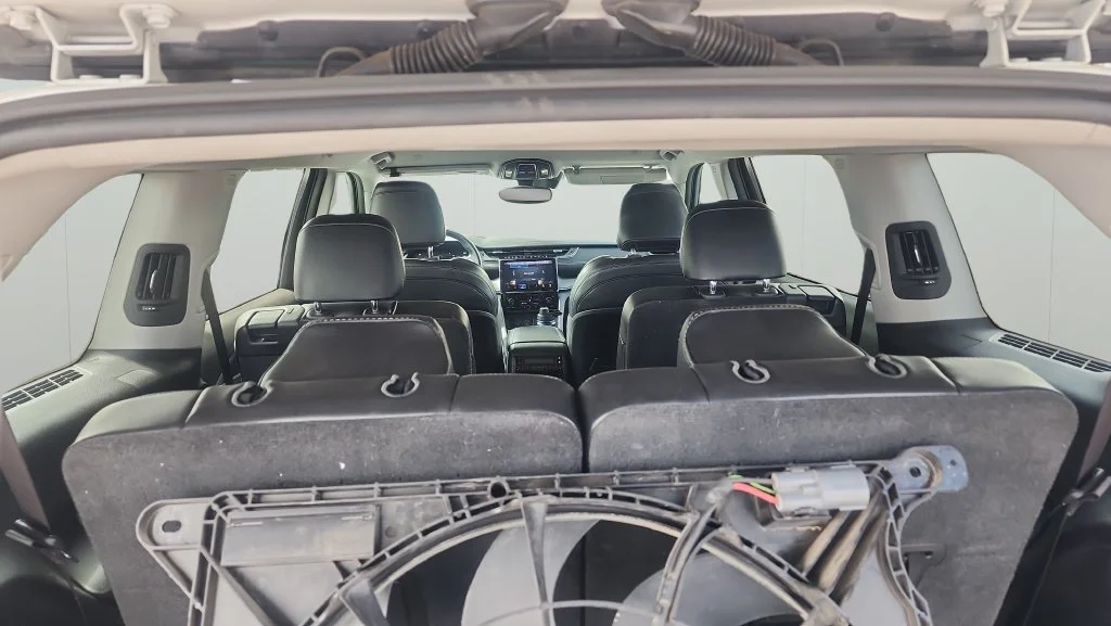 Used 2021 White Jeep Limited image 10