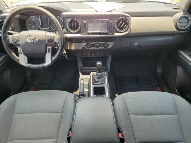 2019 Toyota Tacoma SR5 - Photo 11