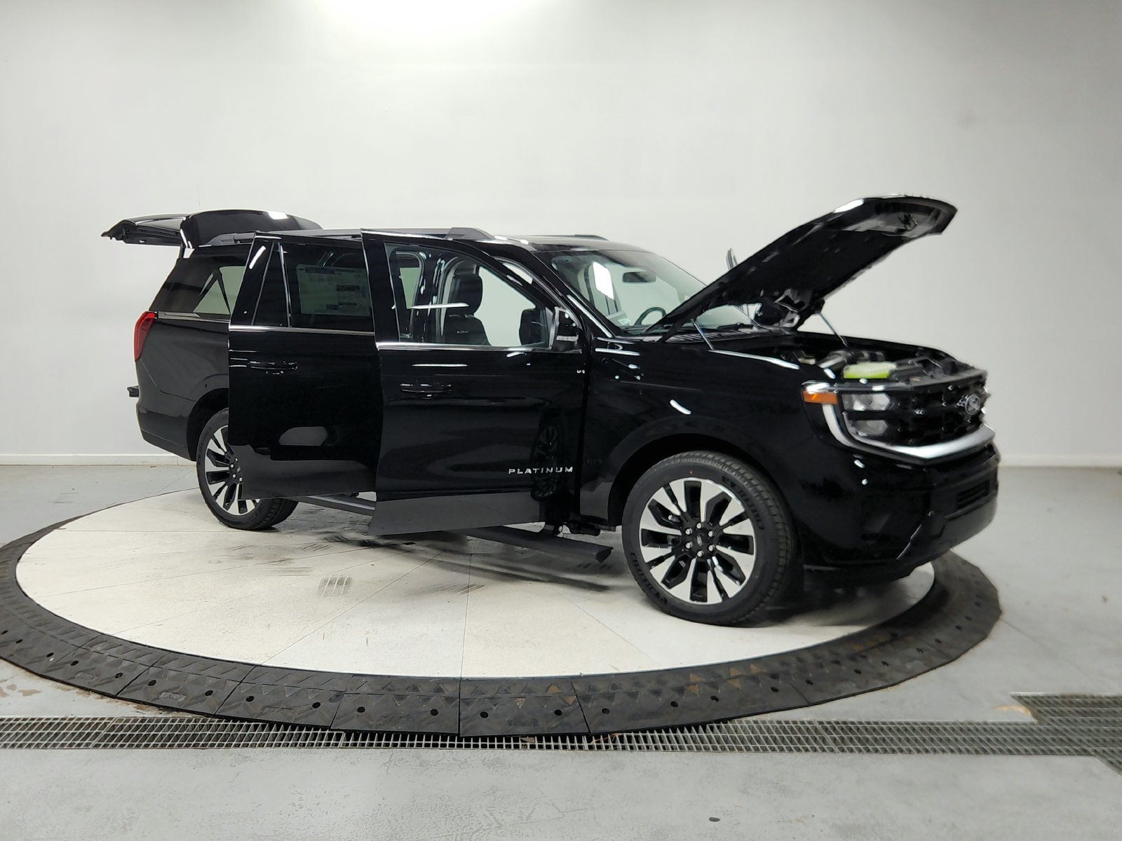 New 2027 Agate Black Metallic Ford MAX Platinum image 10