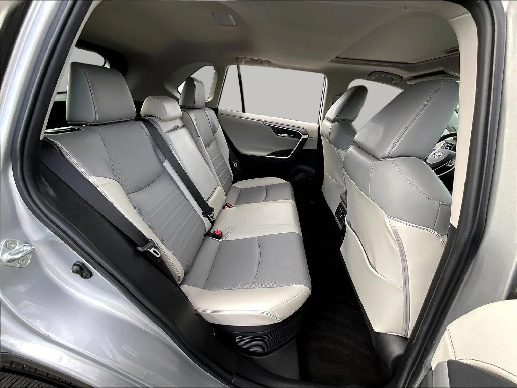 Used 2022 Silver Sky Metallic Toyota Limited image 32