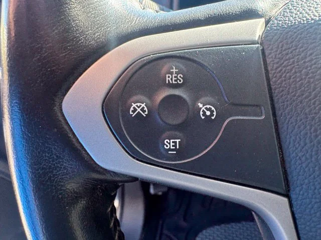 Used 2015 Gray Chevrolet LT image 17