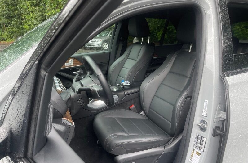 Certified Used 2025 MANUFAKTUR Alpine Gray Mercedes-Benz GLE 450 image 4