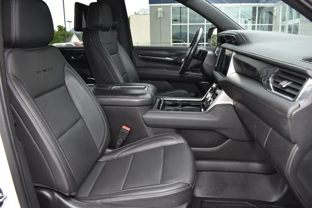 Used 2021 White Frost GMC Denali image 14
