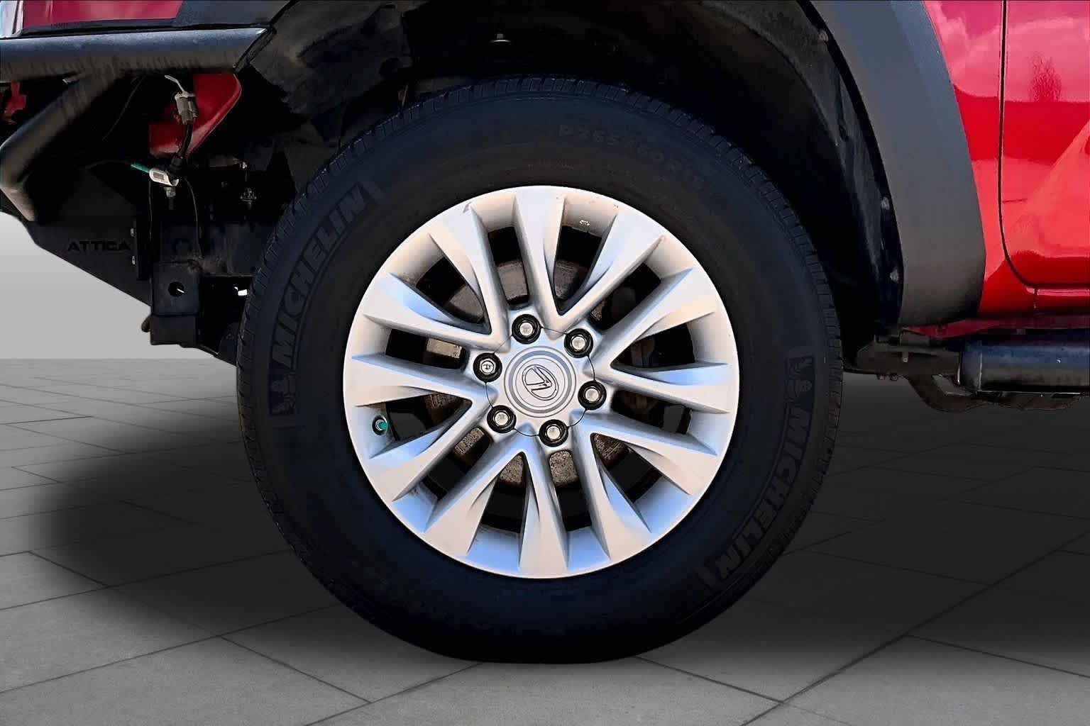 Used 2020 Barcelona Red Metallic Toyota SR5 image 11
