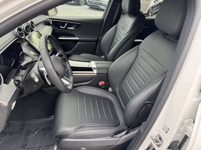 Used 2025 Polar White Mercedes-Benz GLC 300 image 16