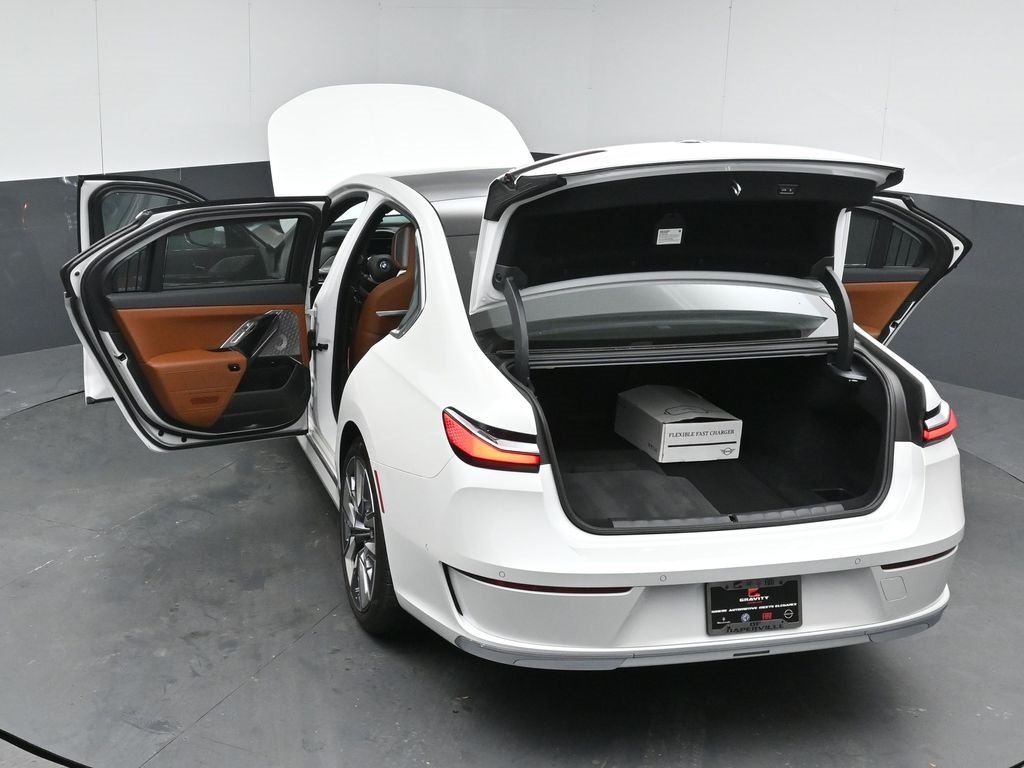 2023 BMW I7 - Image 50