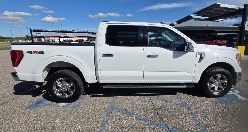 Used 2021 Oxford White Ford XLT image 5